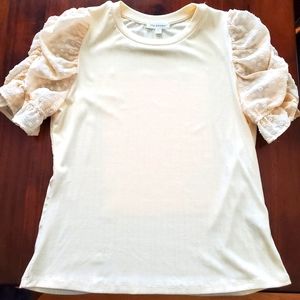 Blu Pepper Ivory Puffy Sleeve Top